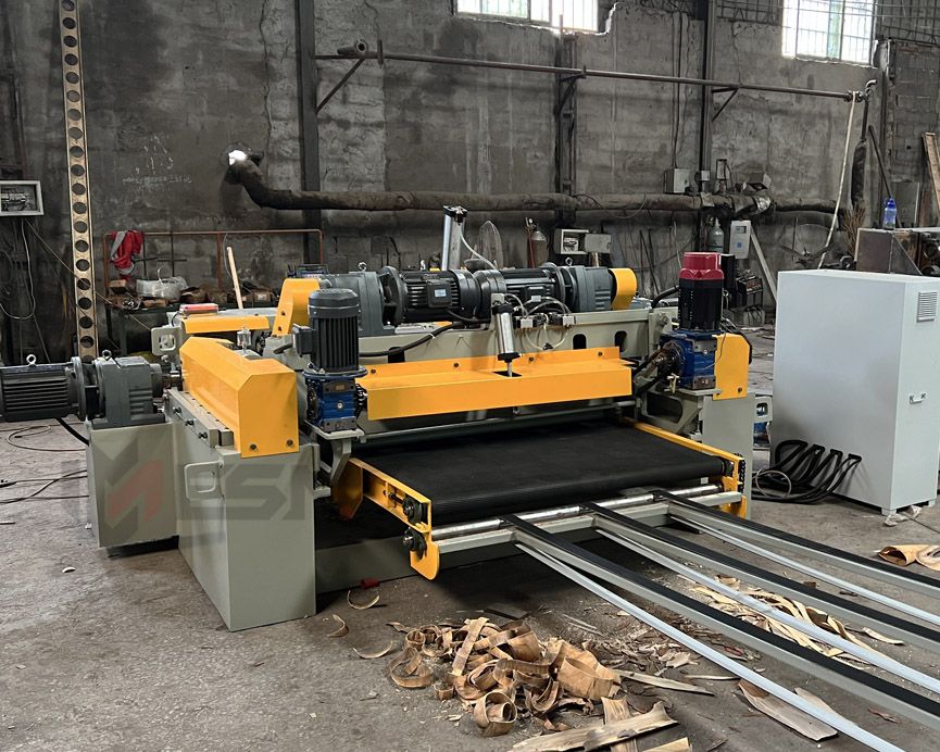 4FT CORE VENEER PEELING MACHINE.jpg