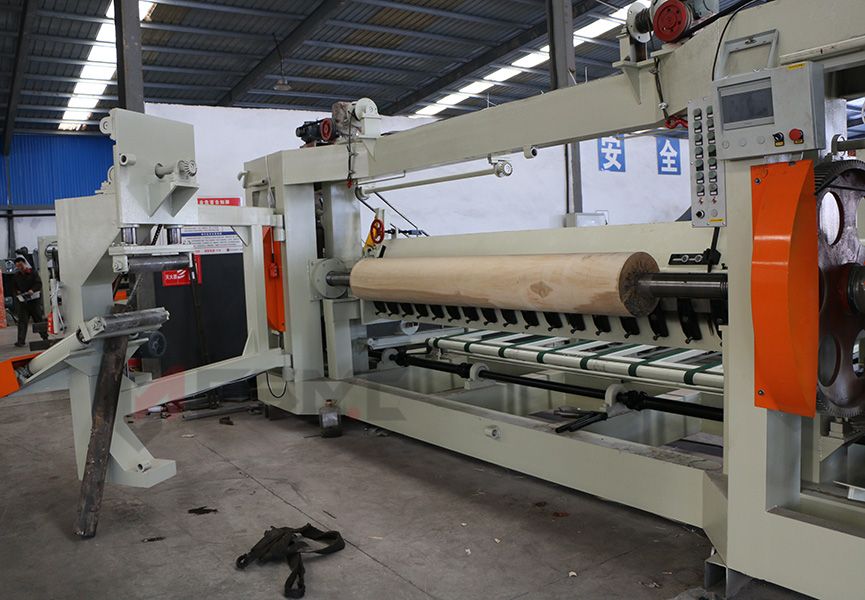 veneer spindle peeling machine.jpg