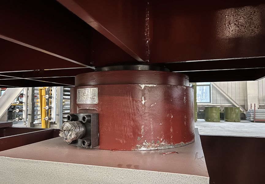 cold press machine oil cylinder.jpg