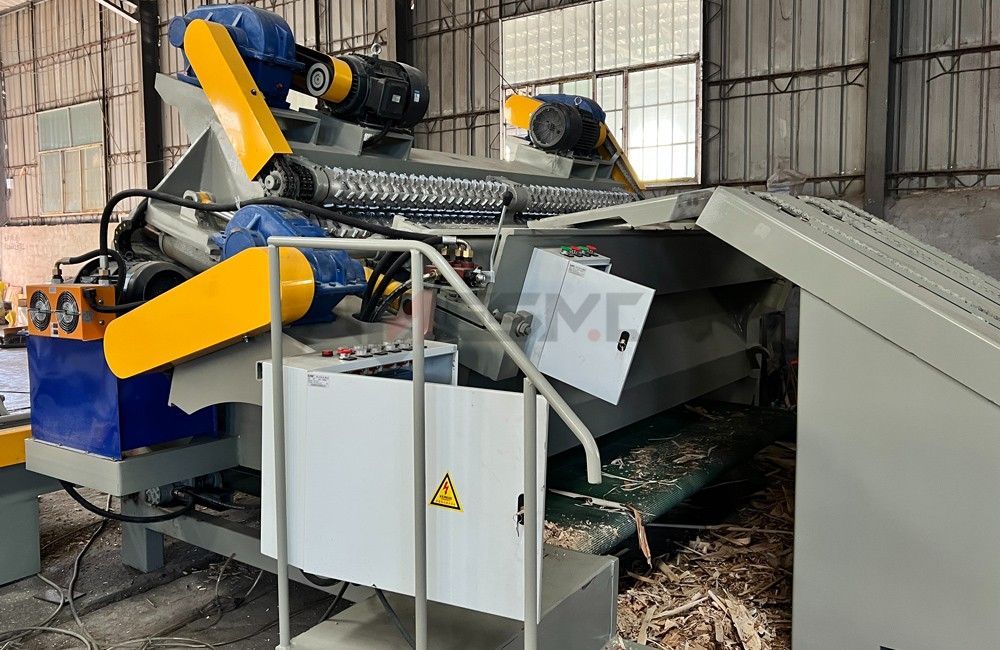 heavy duty debarking 02.jpg